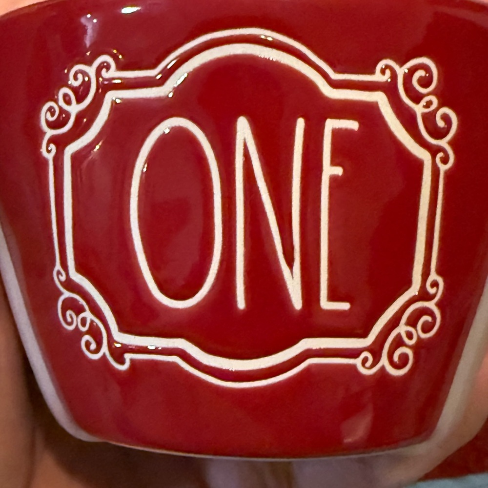 Rae Dunn Red Measuring Cups, set of 4, NWT